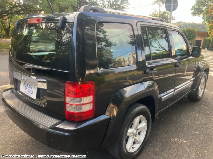 Jeep CHEROKKE LIMITED 3.7 V6 4X4 2012/2012